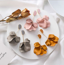 Load image into Gallery viewer, Flora_BomBon Collections_Floral Collection_Drop Earrings_Fashion_