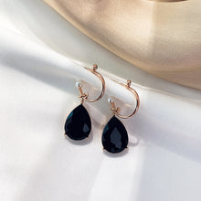 Load image into Gallery viewer, Astrid - Midnight Teardrops Earrings
