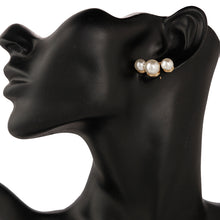 Load image into Gallery viewer, Cassy_BomBon Collections_Pearl Collection_Earrings
