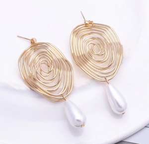 Freya - Gold Swirl Drop Earring