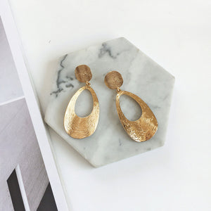 Zara - Vintage Oval Gold Drop Earring