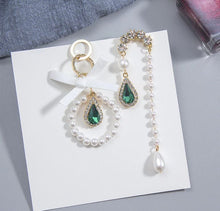 Load image into Gallery viewer, Dior - Asymmetric Pearl Drop Earrings
