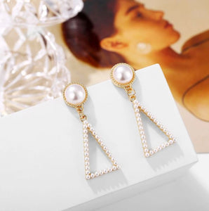 Luna_BomBon Collections_Pearl_Collections_Earrings_Fashion