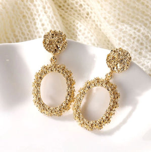 Rizz- Gold Oval Drop Earrings