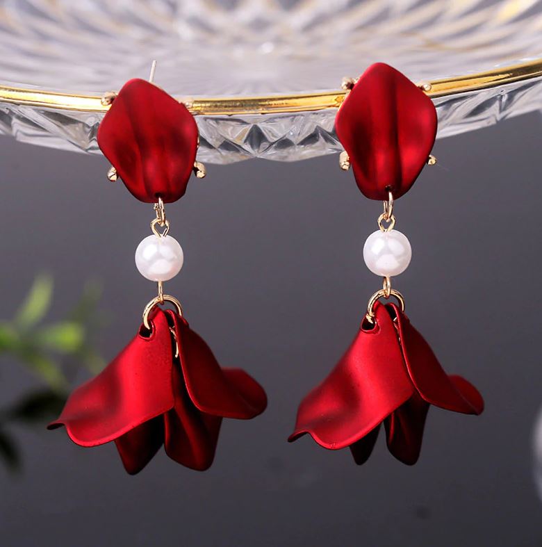 Vivi - Matte Red Floral Petal Earring