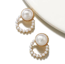 Load image into Gallery viewer, Quinn_BomBon Collections_Pearl_Collections_Earrings_Fashion
